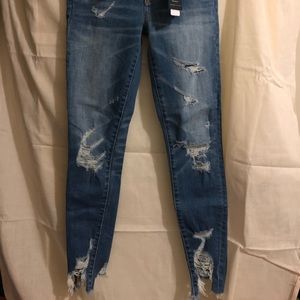 AEO Distressed Hi-Rise Jegging
